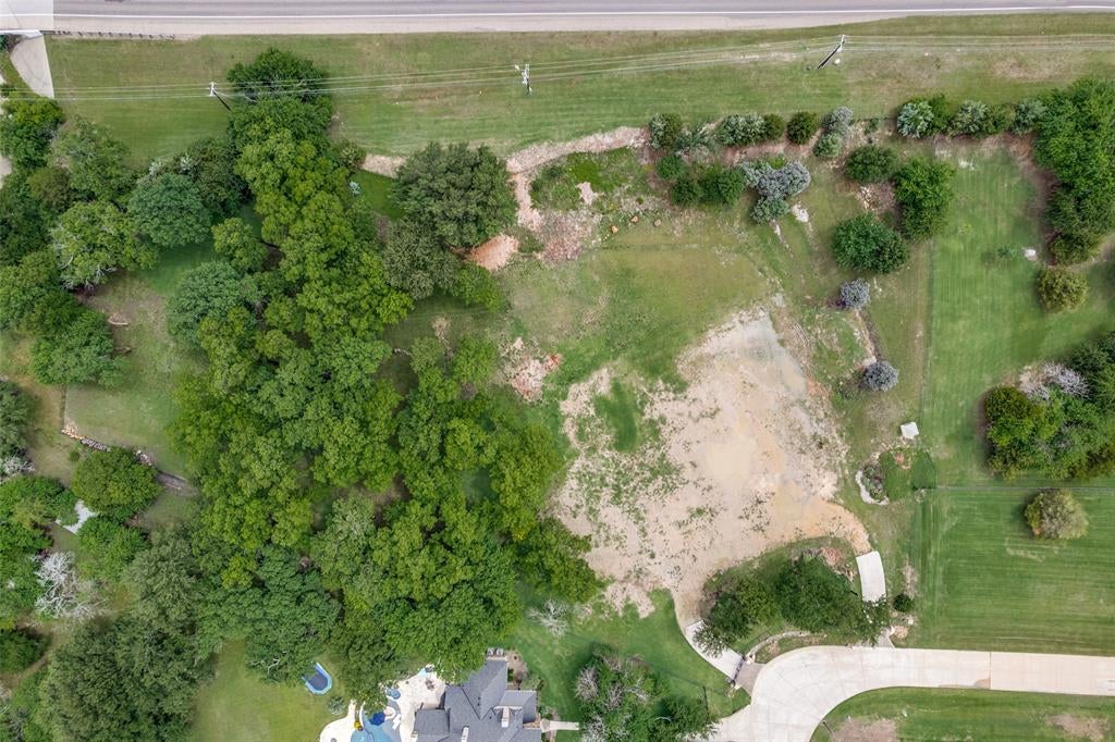 2627 Twelve Oaks Lane