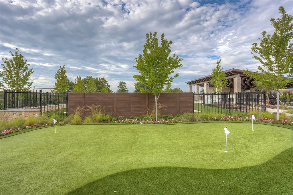 Montrachet - Residential