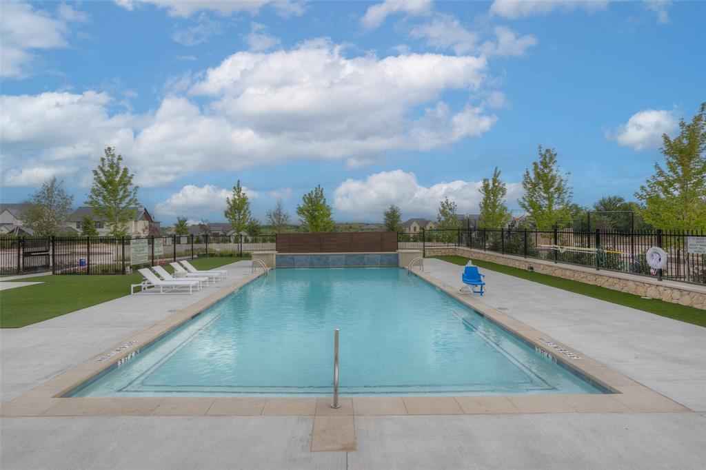 Montrachet - Residential