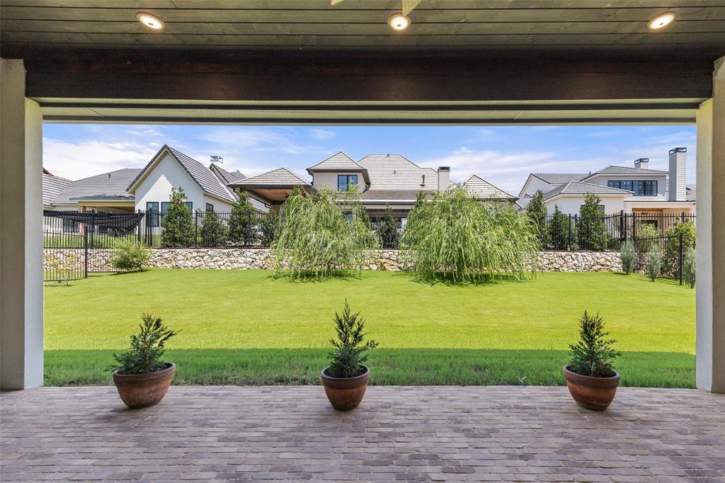 Montrachet - Residential