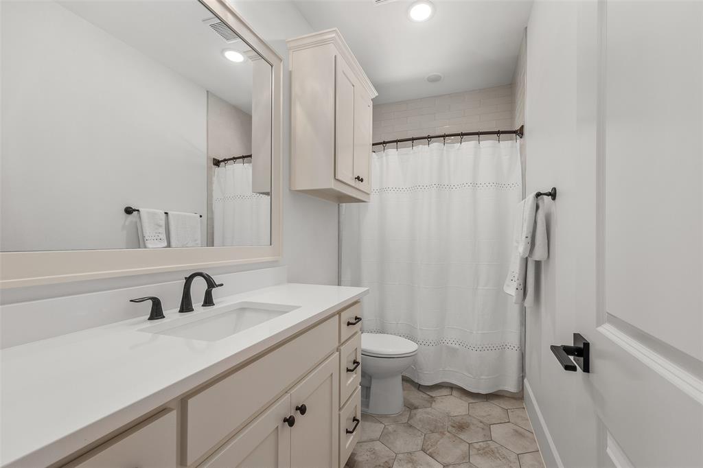 Montrachet - Residential