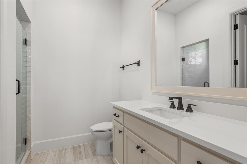 Montrachet - Residential