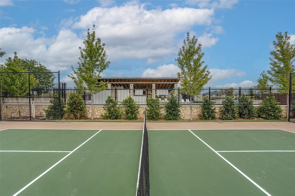 Montrachet - Residential