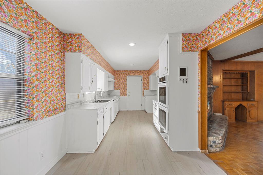 Mockingbird Manor - Residential