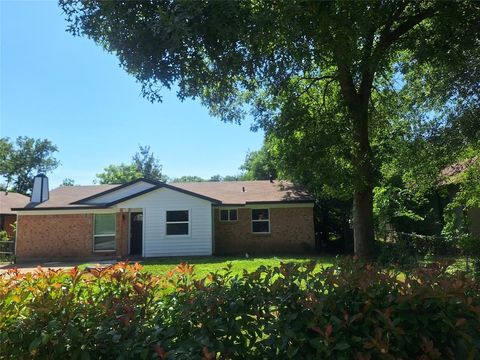 A home in Duncanville