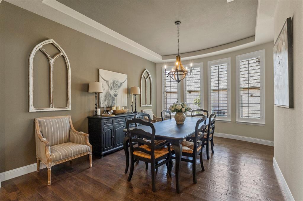 1611 Chisholm Trail