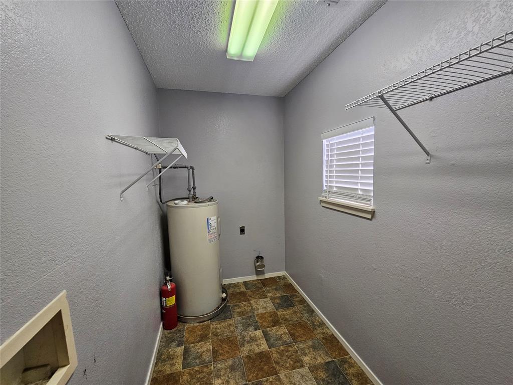 D Norton - Residential Lease