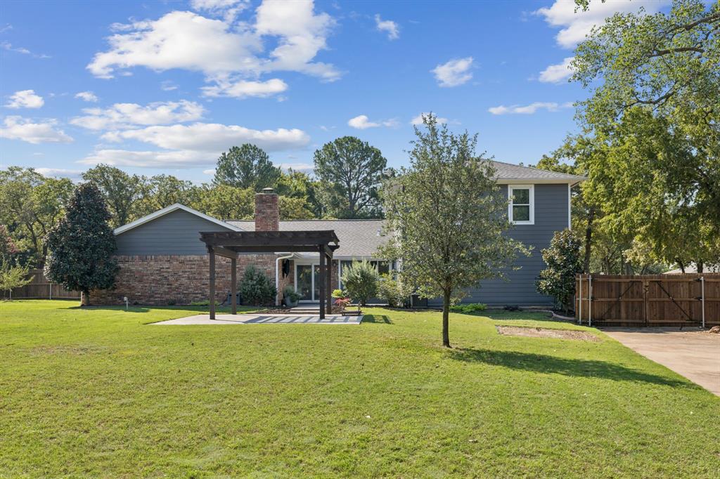 Oak Country Estates - Residential Lease