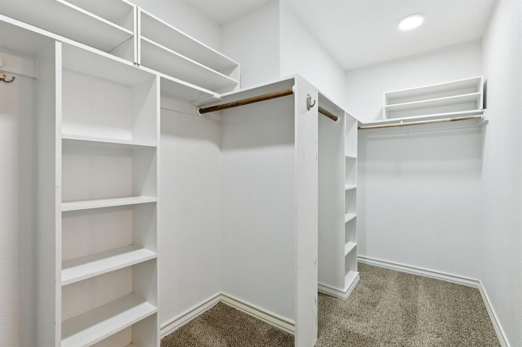 Oak Country Estates - Residential Lease