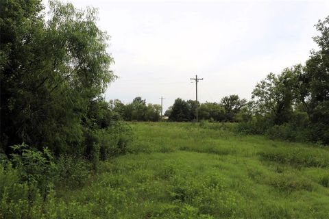127 County Road 190 Liberty TX 77575