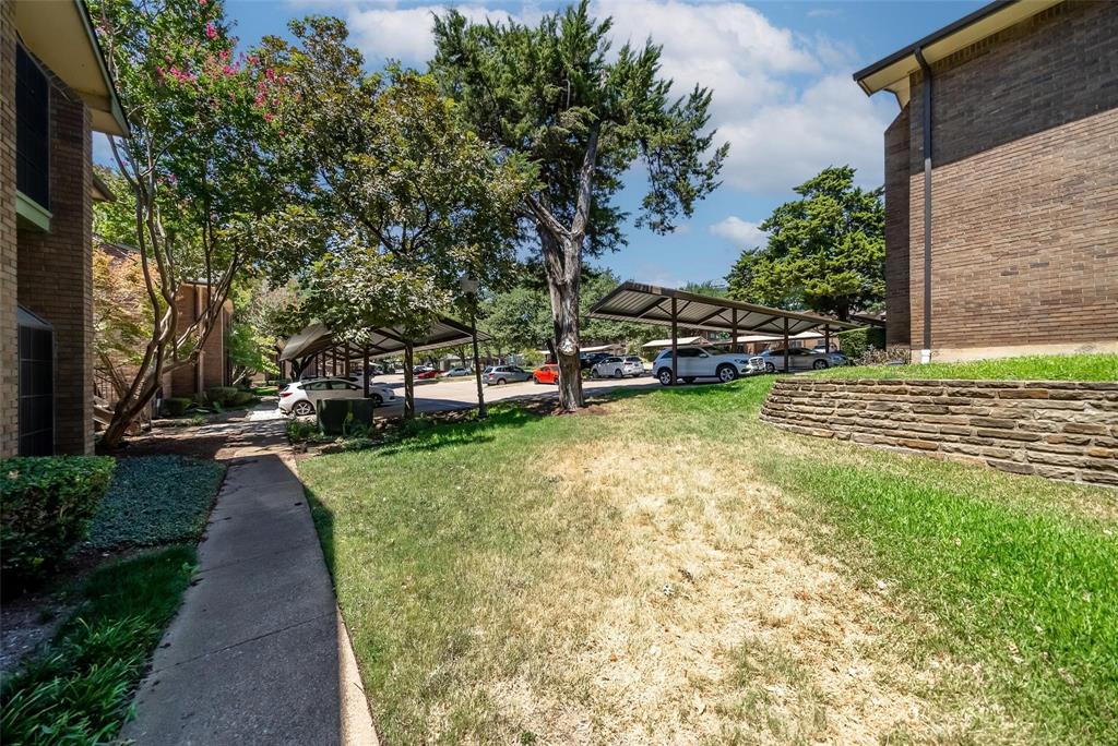 Wedglea Place Condo - Residential