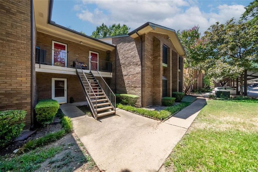Conveniently located just minutes from downtown Dallas, Dallas Love Field, and the vibrant Bishop Arts District, this well maintained condo in Wedglea Place is ready for immediate move in.

The updated kitchen features granite countertops and sleek stainless steel appliances with a modern finished look. Fresh white and gray interior paint combined with crisp white trim creates a timeless style that complements today’s contemporary décor. Rich dark wood laminate flooring adds warmth and comfort throughout the home, giving the space an inviting atmosphere.

The kitchen flows seamlessly into the dining and living areas, creating an open layout that maximizes both functionality and space. The HOA covers water, sewer, trash service, and exterior grounds maintenance, while also handling major exterior structural components, including the foundation and roof.