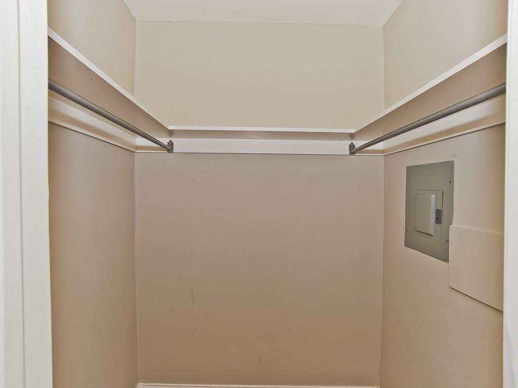 Junius Heights - Residential Lease