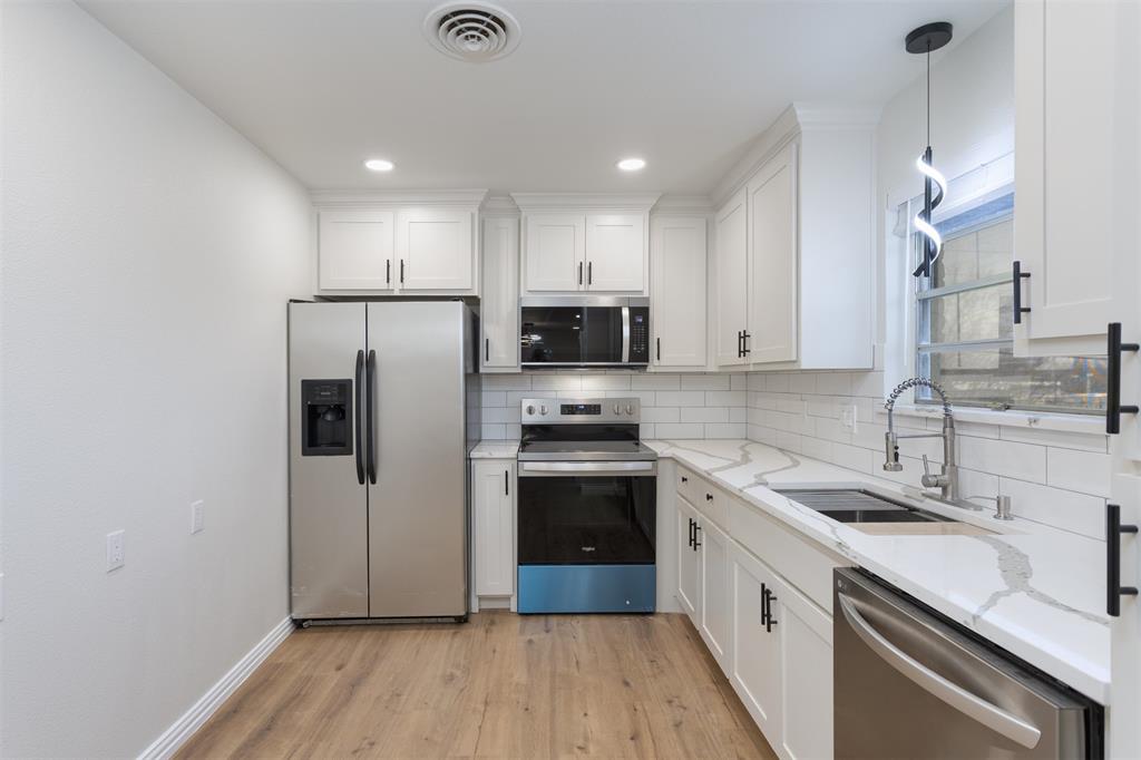 Singing Hills - Residential