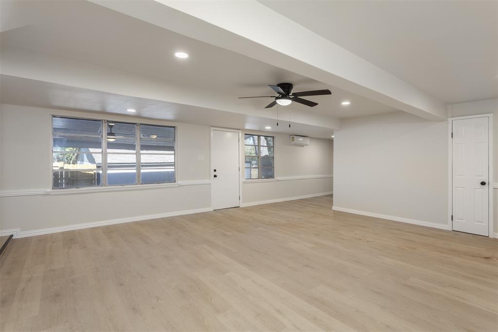 Singing Hills - Residential