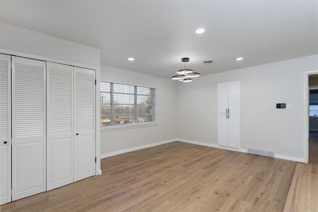 Singing Hills - Residential