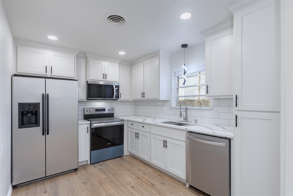 Singing Hills - Residential