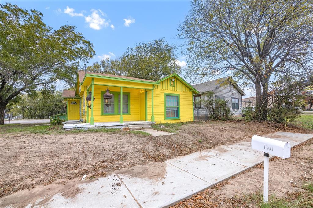 CARTERS - Commercial Sale