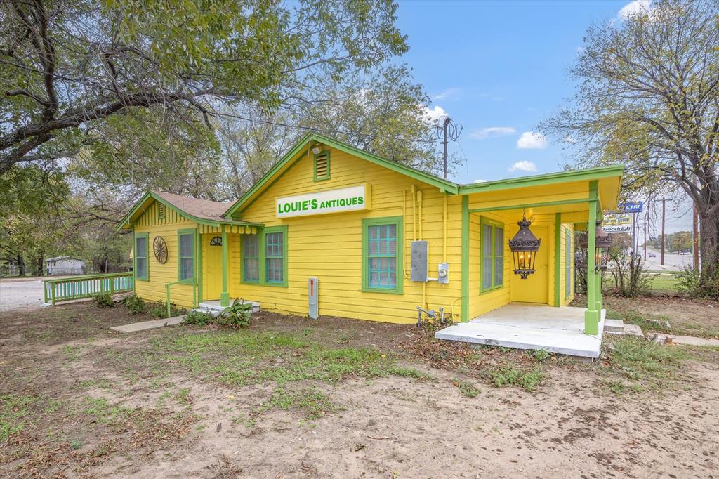 CARTERS - Commercial Sale