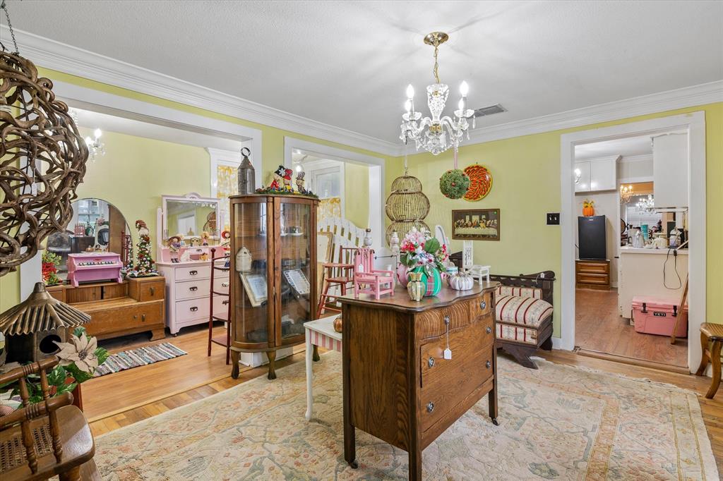 CARTERS - Commercial Sale