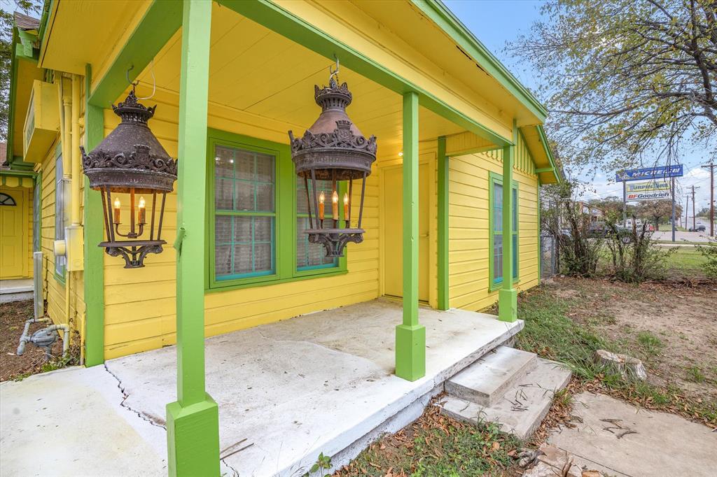 CARTERS - Commercial Sale