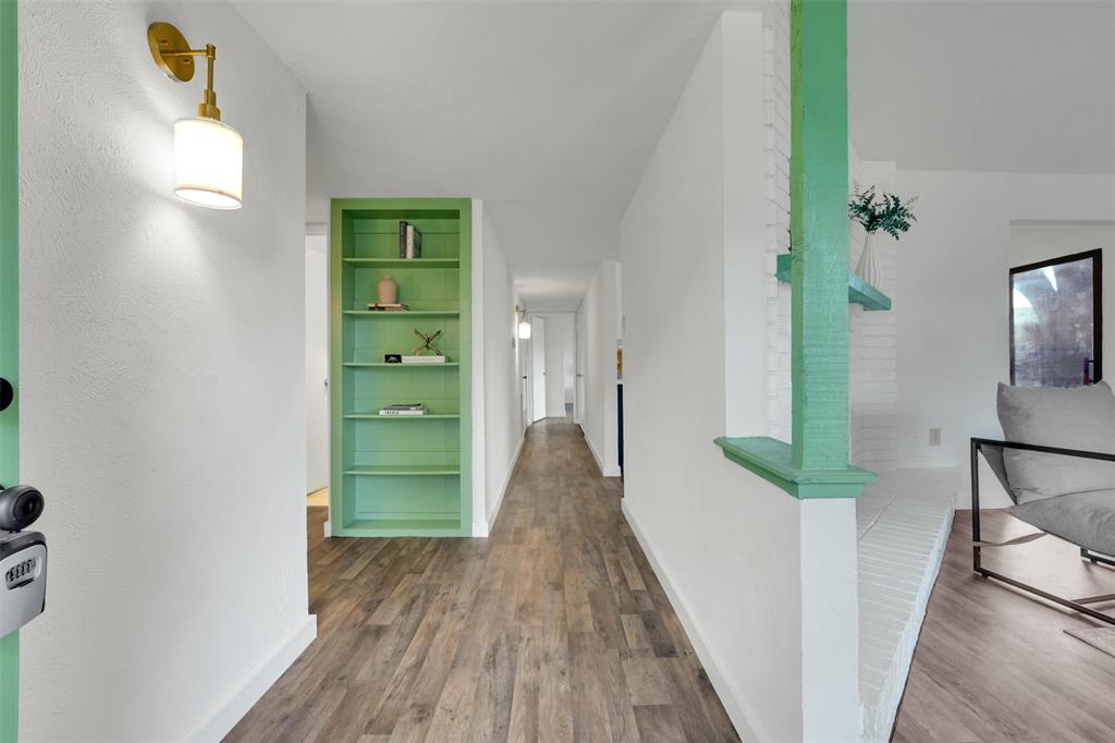 608 Via Del Sur