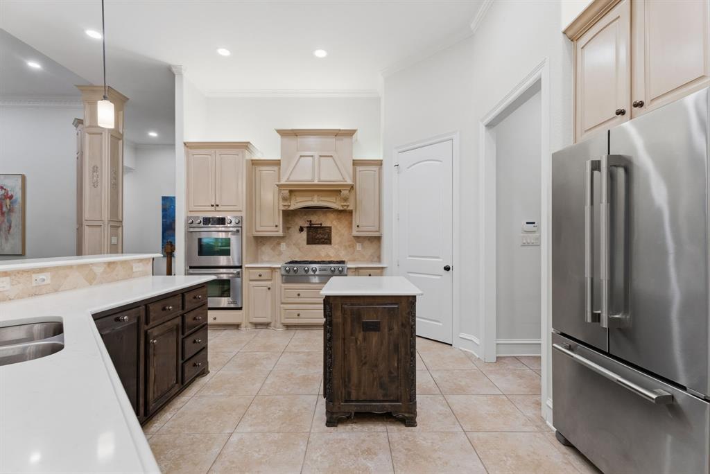 STONEGATE - Residential
