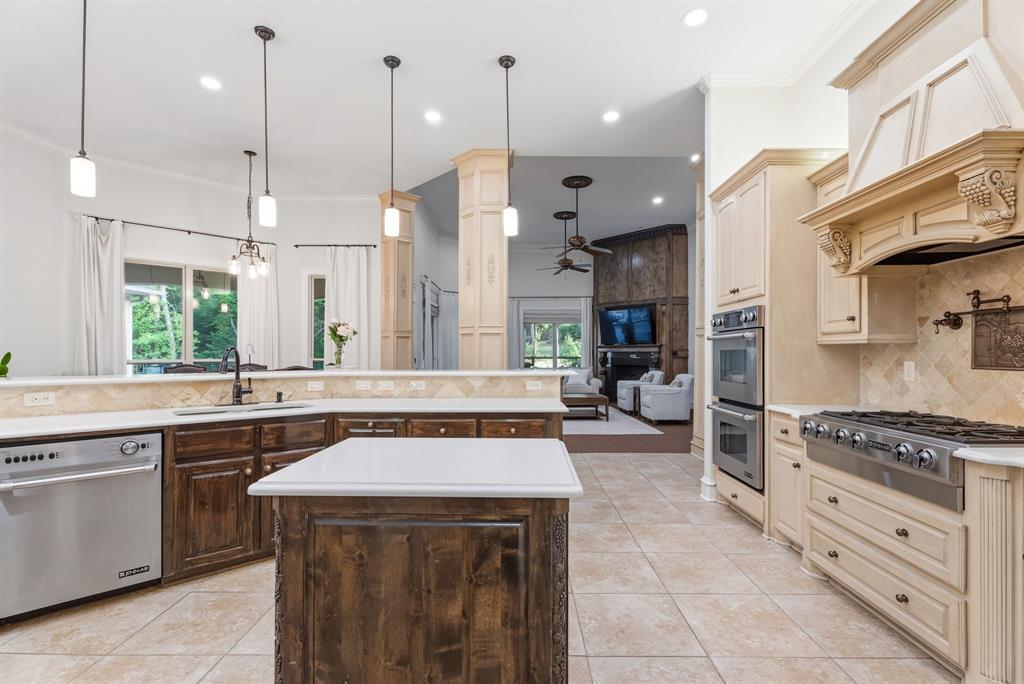 STONEGATE - Residential