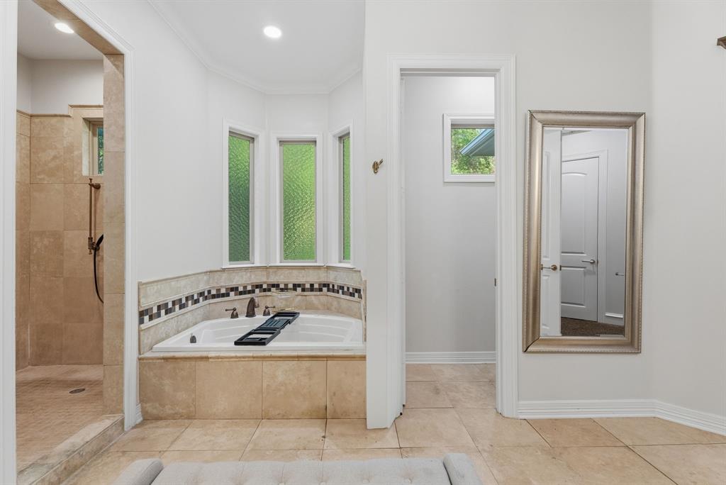 STONEGATE - Residential