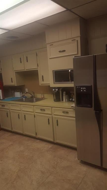 Brookhollow - Commercial Lease