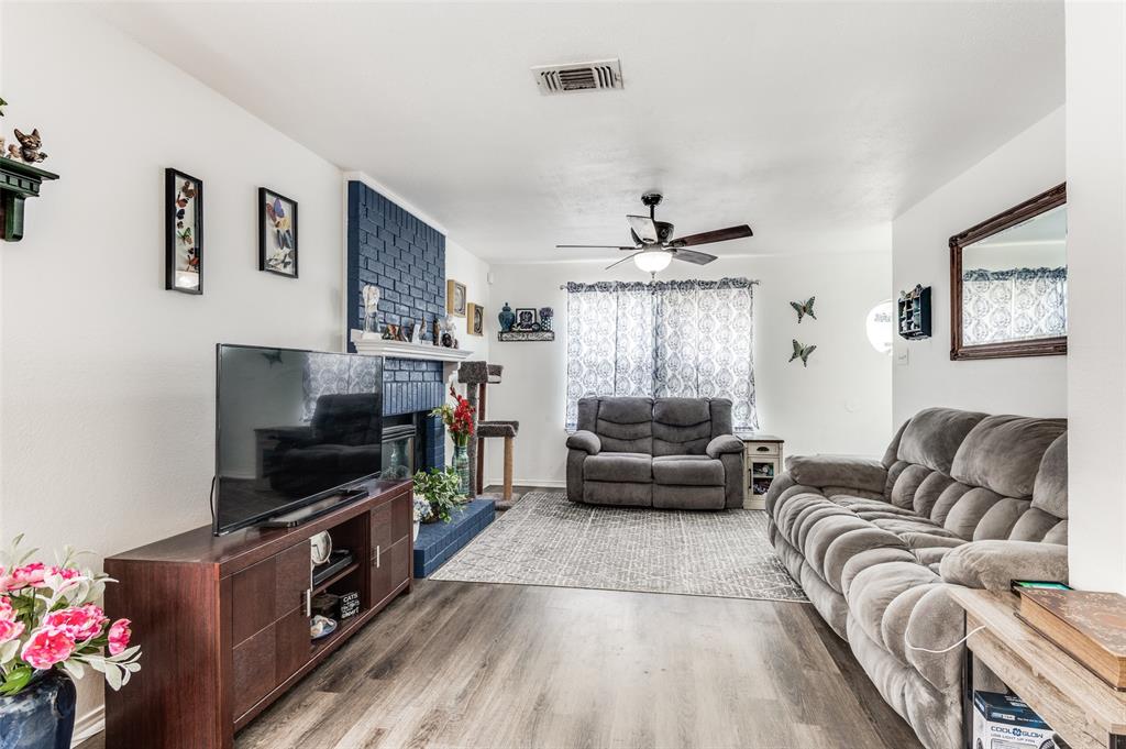HOWARD, M B ESTATES - Residential