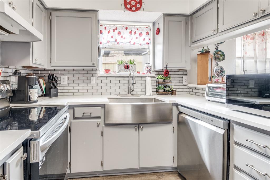 HOWARD, M B ESTATES - Residential