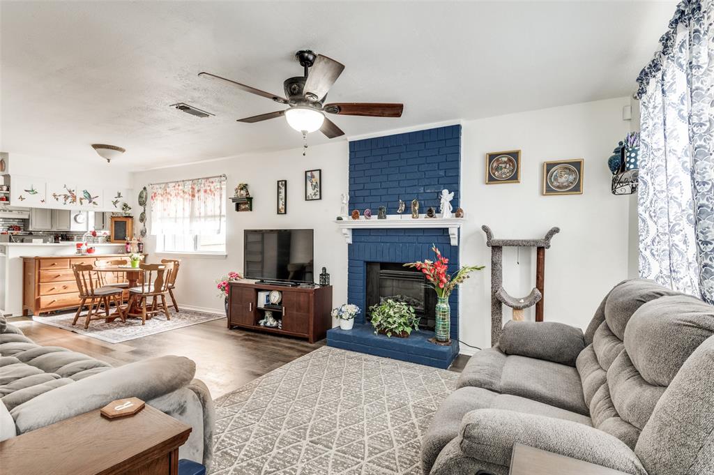 HOWARD, M B ESTATES - Residential