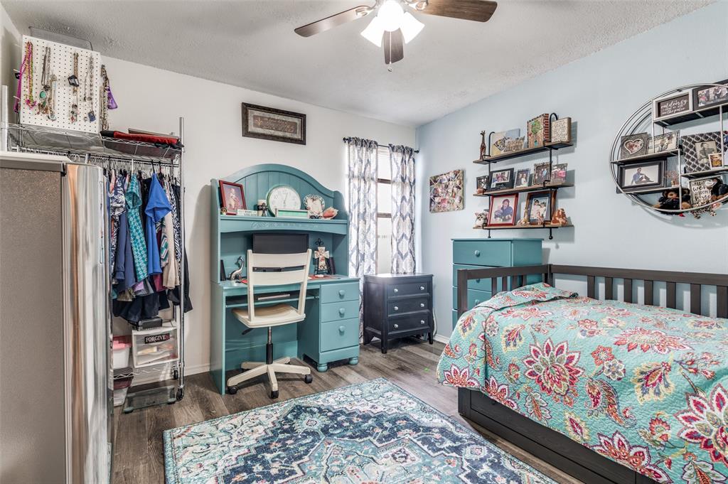 HOWARD, M B ESTATES - Residential