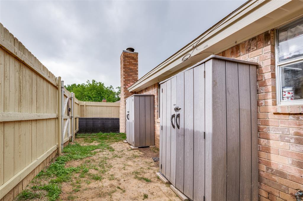 HOWARD, M B ESTATES - Residential