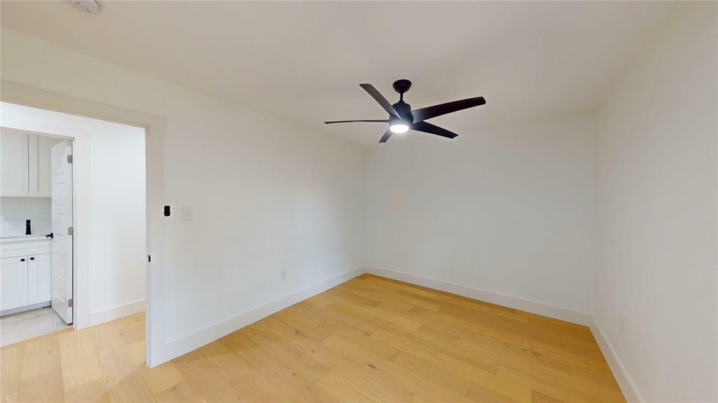 University Manor - Residential