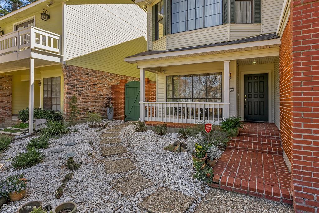 5604 Willow Crest Drive