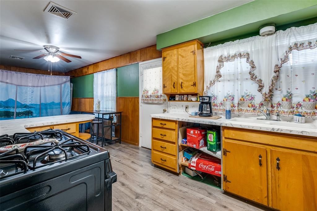 Wolfe F E & Mamie Add - Residential