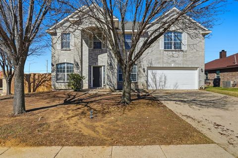 2462 Lost Mesa Grand Prairie TX 75052