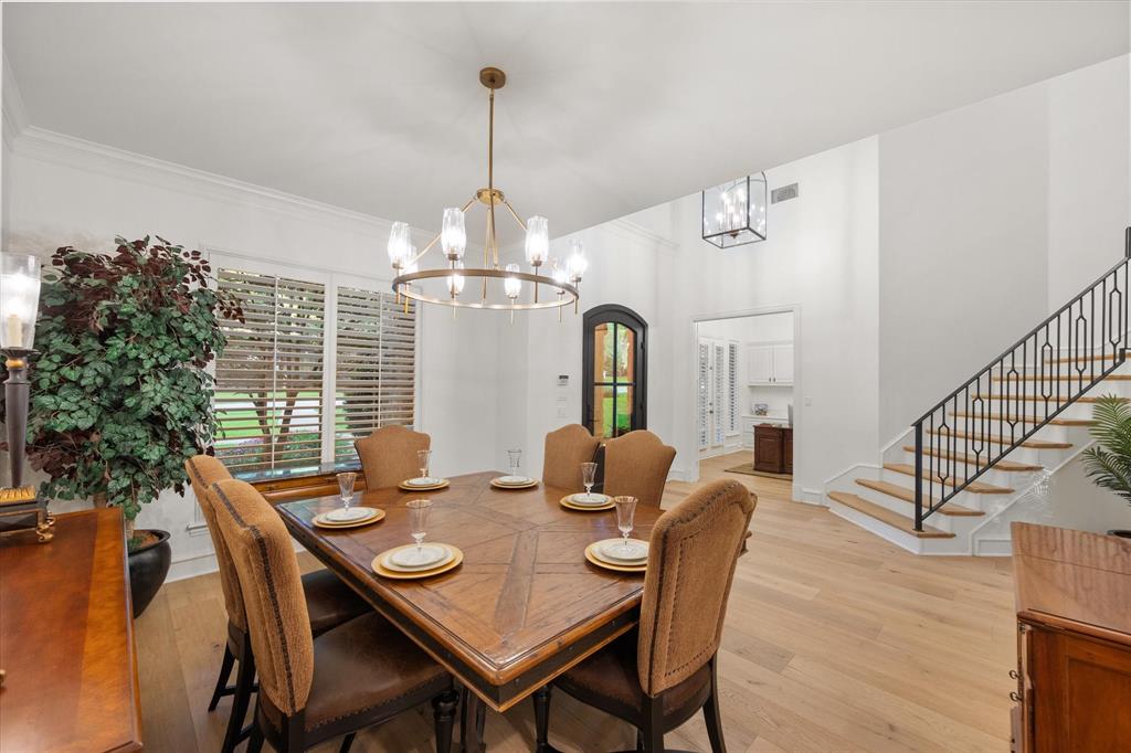 520 Round Hollow Lane
