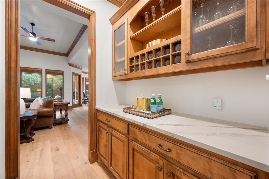520 Round Hollow Lane
