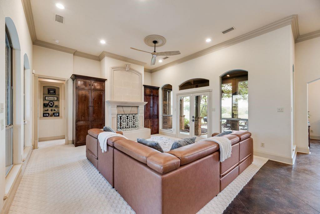 A0231 A RODRIQUEZ - Residential
