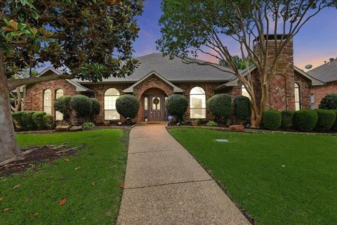 Photo of 1516 Glastonbury Drive, Plano, TX 75075 (MLS # 21249582)