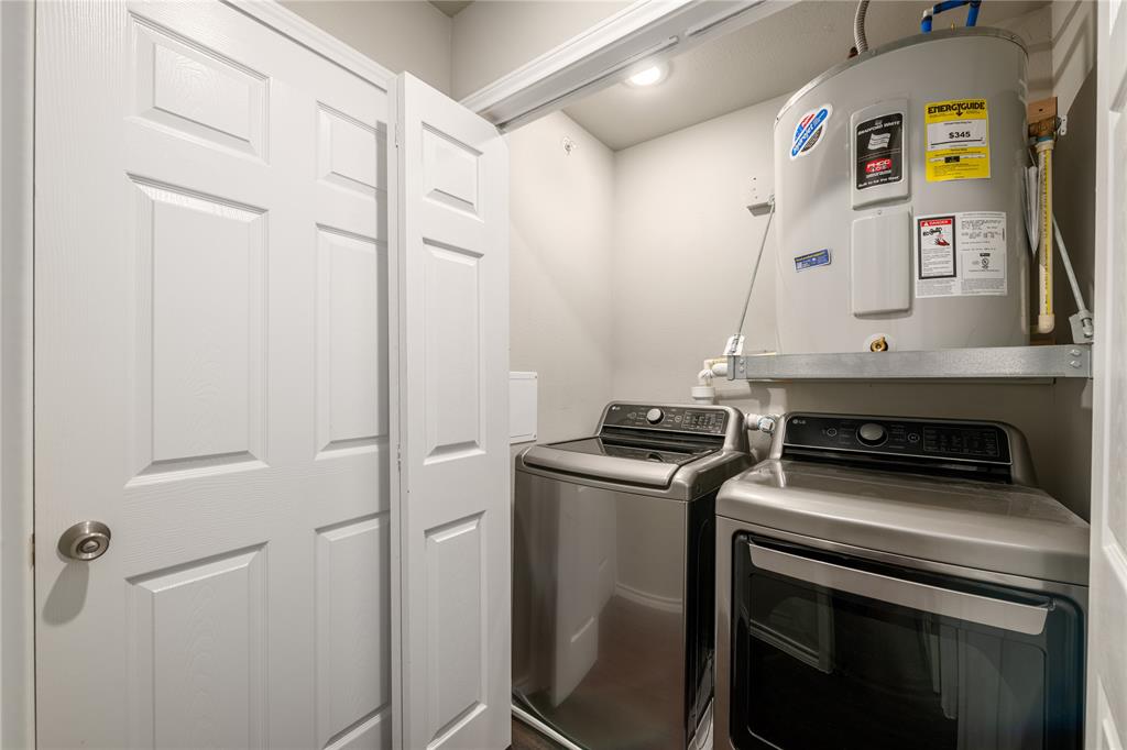 Sable Ridge Condos Ph 01-06 - Residential