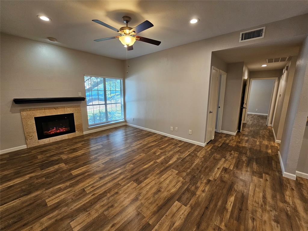 Woods On Park Lane Condos - Residential Lease