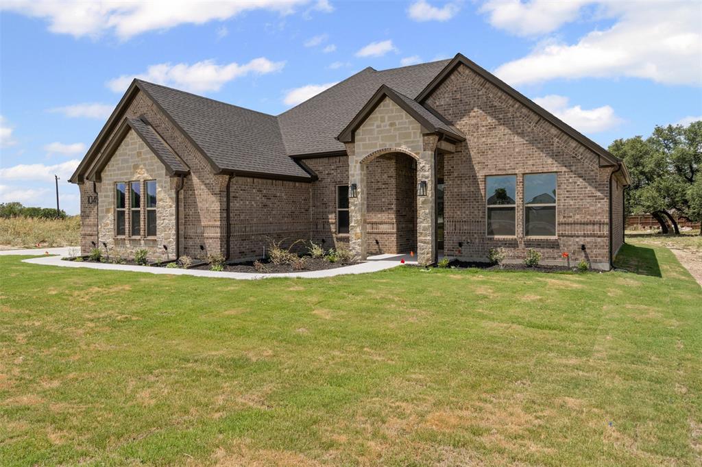 1049 Uplift Dr