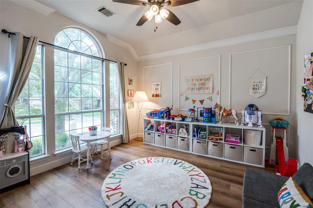 6012 Crimson Drive