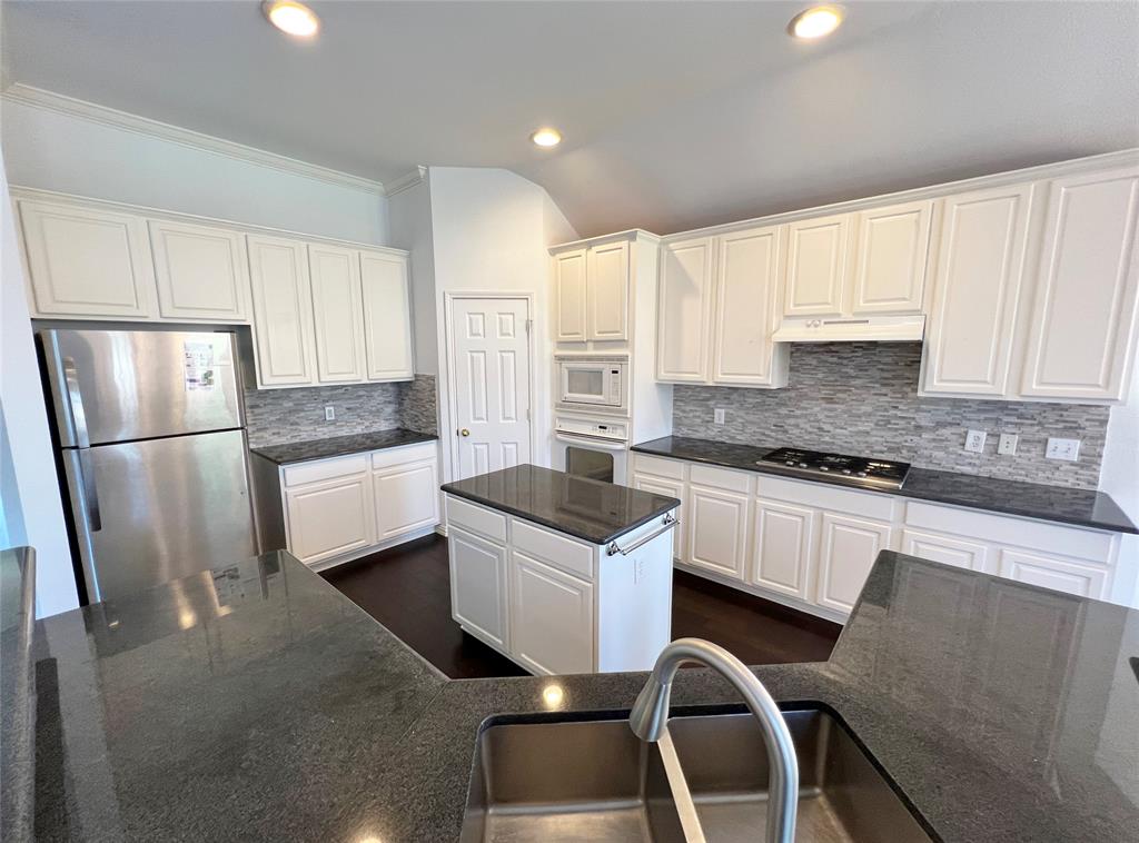 Legend Crest Viii - Residential Lease