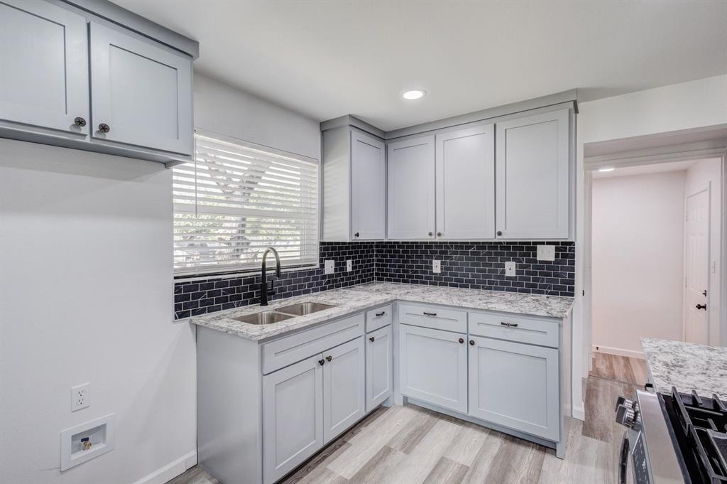 Burbank Gardens - Residential Lease