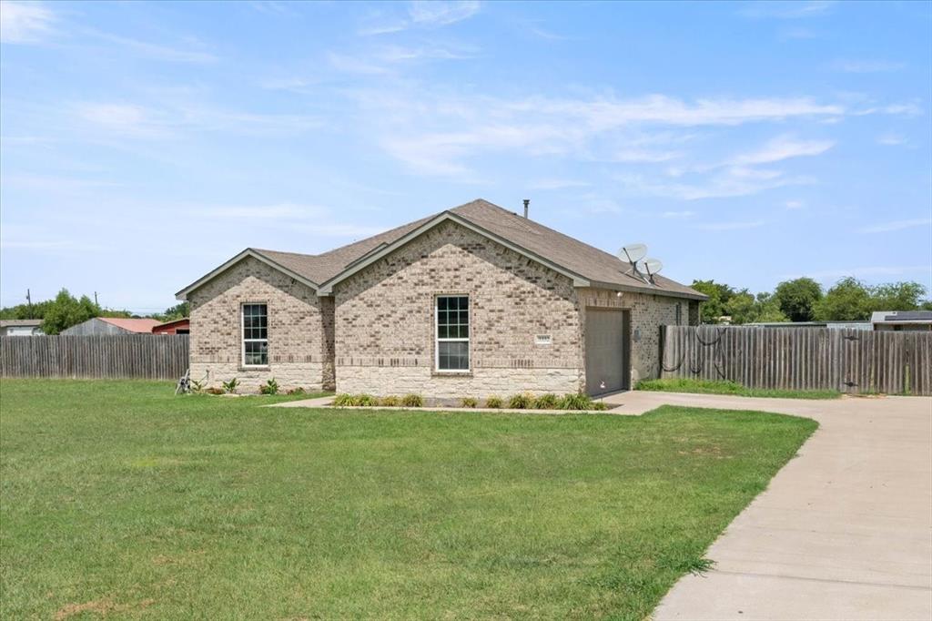 3332 Chinaberry Lane